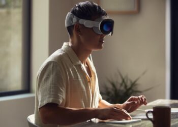 Apple Vision Pro Thumbnail