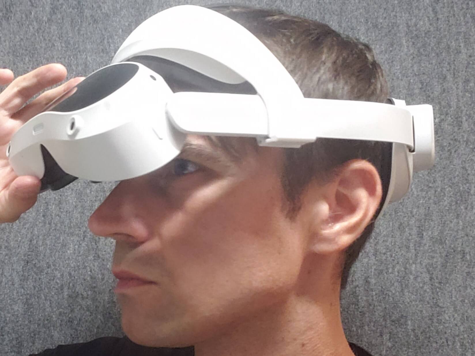 Pico 4 Accessory: AMVR 3–In-1 Headstrap Review