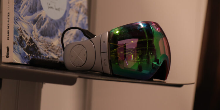 Sirius Smart AR Ski Goggles AWE