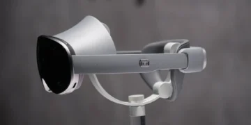 Samsung Mixed Reality Headset